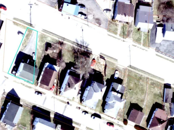 72 & 74 Myers St, Nelsonville, OH 45764