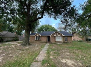 6213 Huntington Dr, Tyler, TX 75703