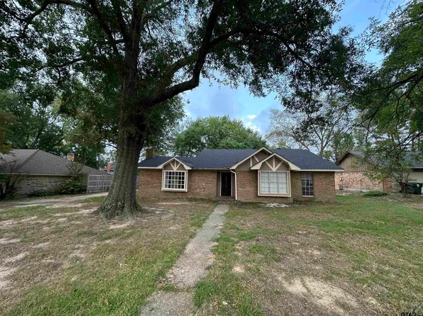 6213 Huntington Dr, Tyler, TX 75703