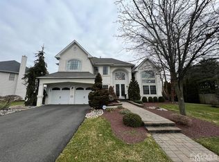 10 Jennifer Way, Monmouth Junction, NJ