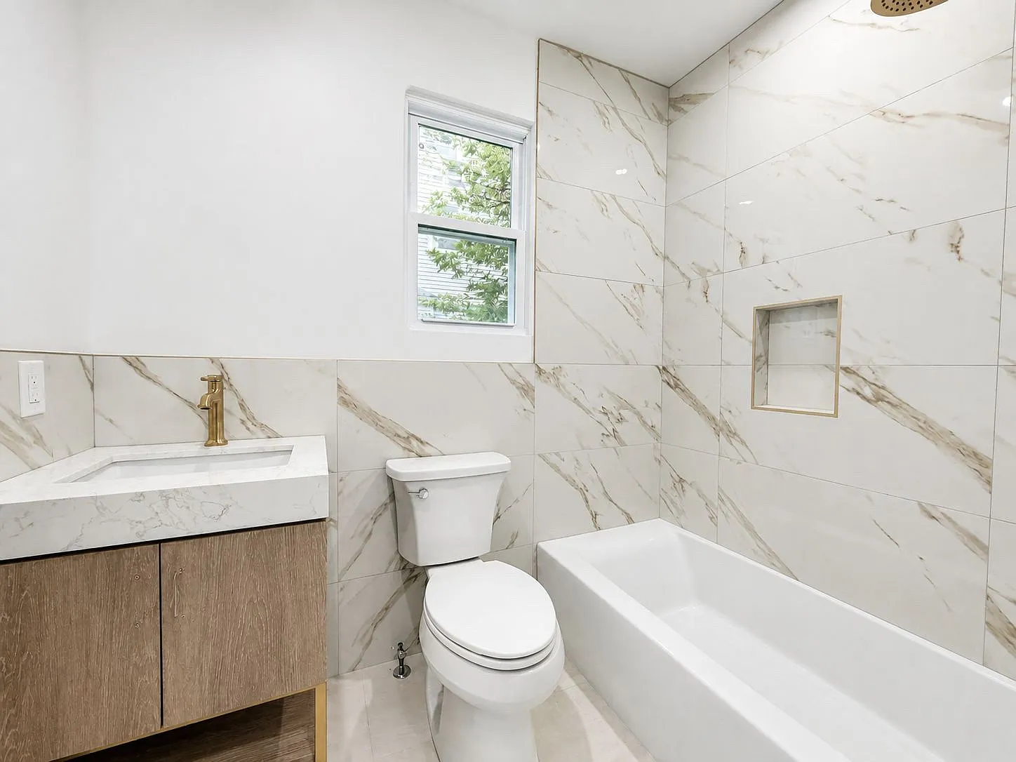 4 bed, $3,750 — Photo 3
