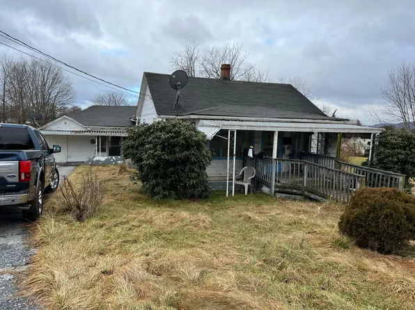 426 Anderson St, Lewisburg, WV 24901