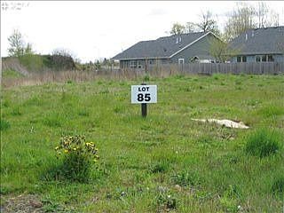 2nd image of 1367 SE Heather Ct
