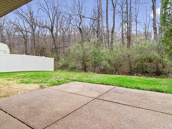 4th image of 4892 Lincoln Pointe Dr