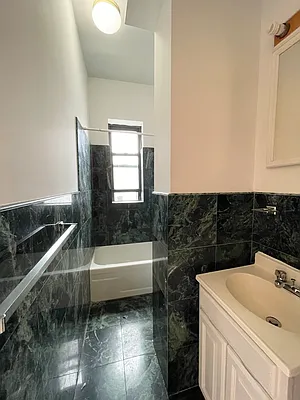 Rented by Union Square Property Management | media 11