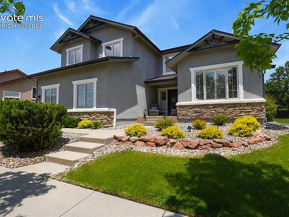 2nd image of 2512 Willow Glen Dr