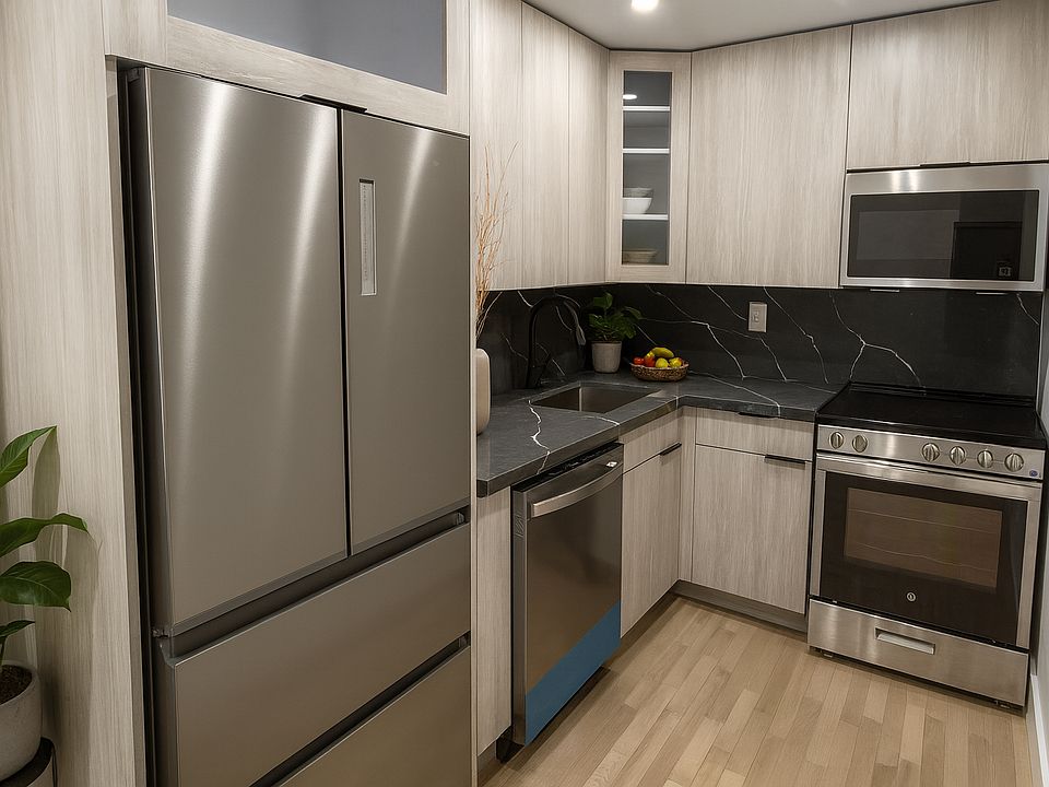 1st image of 188 W 9th St APT 3B