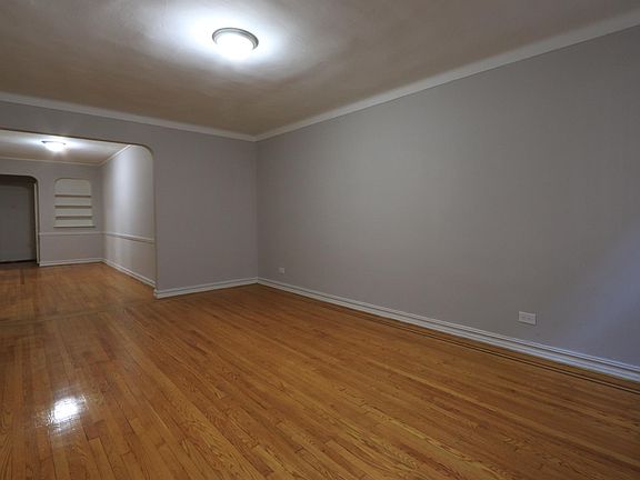 3rd image of 1745 E 12th St APT 1L