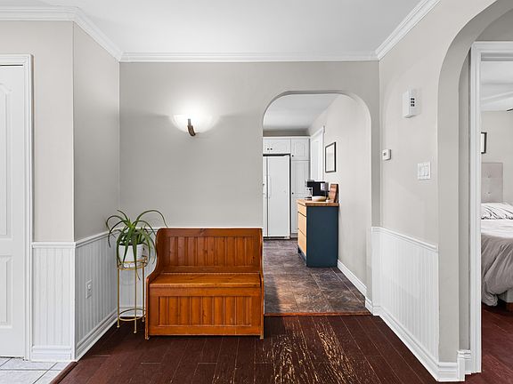 4th image of 2816 Fort Augustus Rd