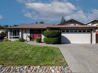 430 Alamo Dr, Vacaville, CA