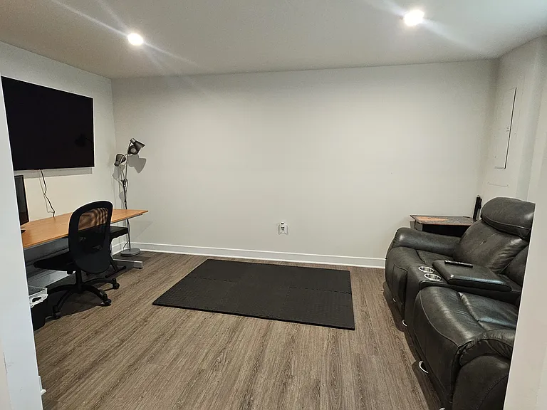 16573 Fife Way — Photo 19