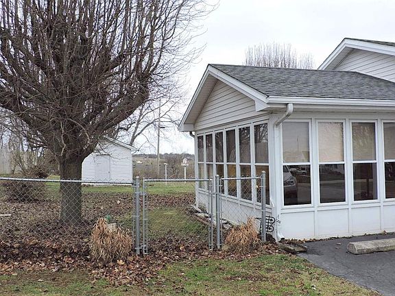 5th image of 1323 Buckhorn Trl