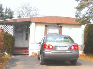 16 B St, Groton, CT 06340