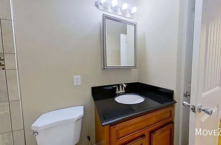 2301 Cherokee Ln — Photo 10