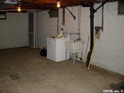701 Campbell Rd, Syracuse, NY, 13211