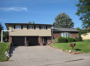 3609 Skyline Dr, Scottsbluff, NE 69361