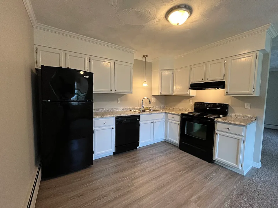 2 Wood Rd