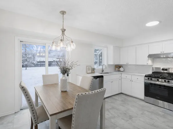 3699 205th St W, Farmington, MN 55024