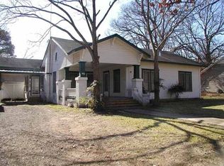 549 W Greenwood St, Garrison, TX 75946