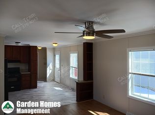 27 Gore Road Park, Bennington, VT 05201