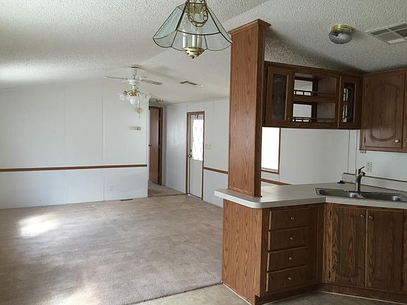 Kitchen to living room