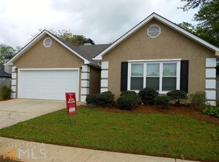 180 Landing Dr, Fayetteville, GA 30214