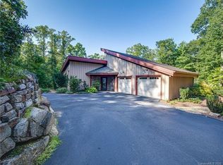 22 Robinson Creek Rd, Asheville, NC 28803