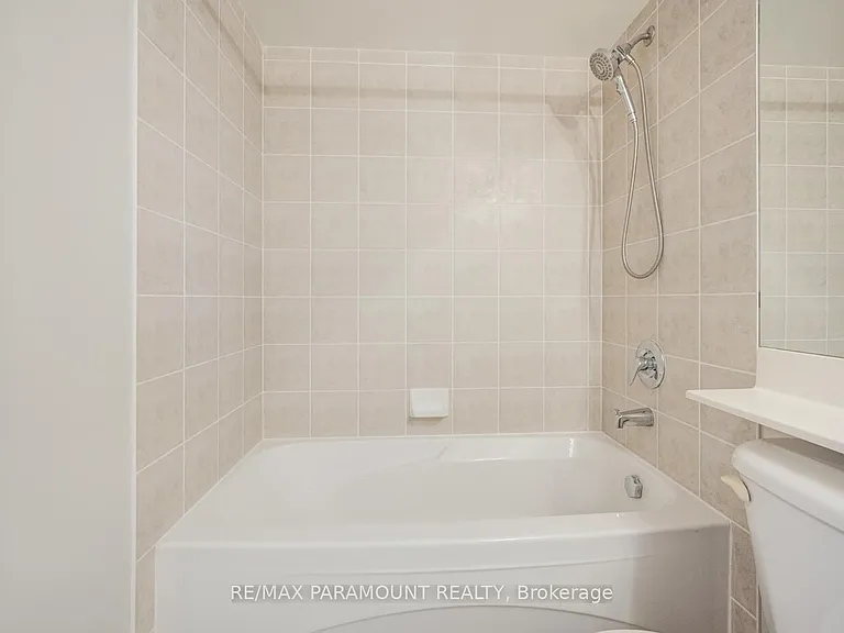 25 Kingsbridge Garden Cir #616 — Photo 33