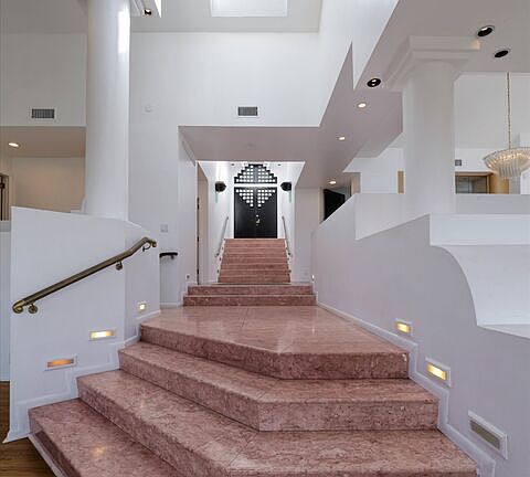 5th image of 7805 Veragua Dr