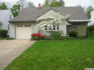 1st image of 2220 Green Ridge Dr