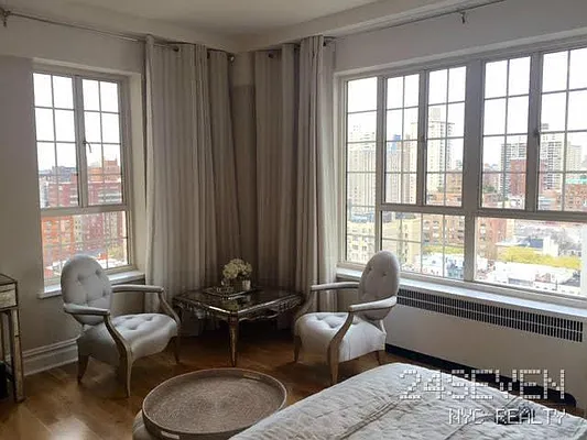 Rented by 24 7 NYC Realty Inc. | media 39