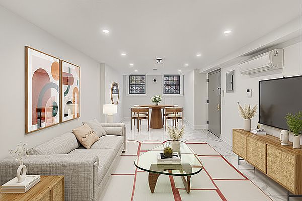 1st image of 380 Chauncey St #1