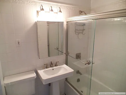 Rented by Sovereign Realty NYC | media 16