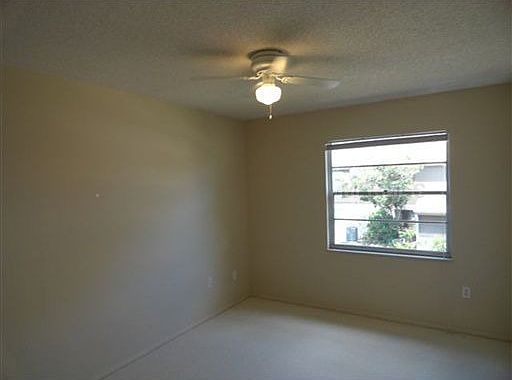5th image of 153 Fallwood St