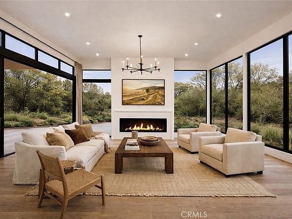 5th image of 1426 Parsons Way