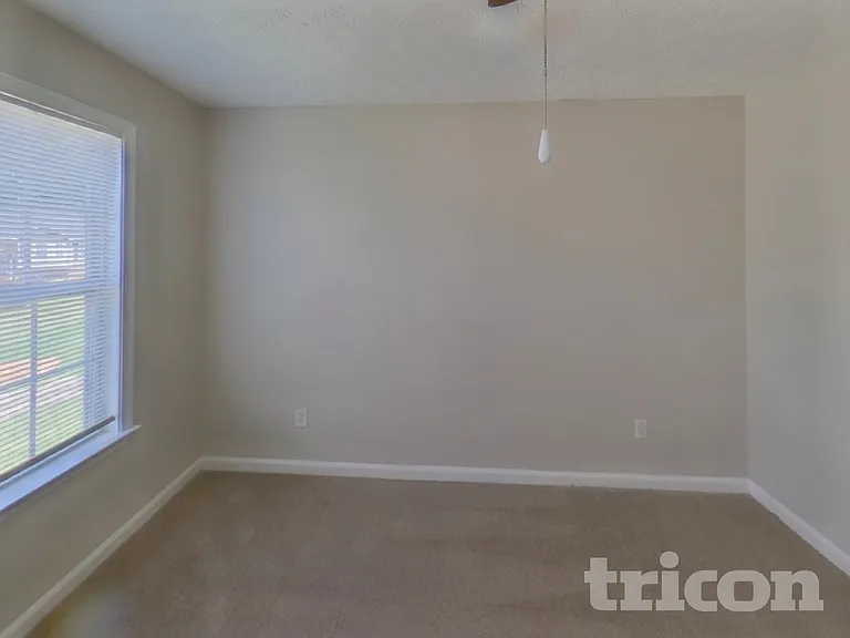 3385 Newberry Ln — Photo 10
