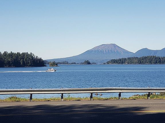 2nd image of 3104 Halibut Point Rd