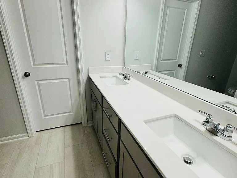 1815 Joscara Bnd — Photo 11