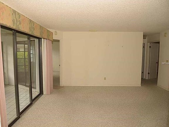 5th image of 1805 Atrium Dr