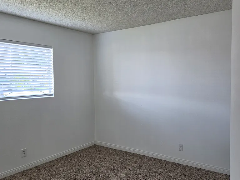 1320 E Trenton Ave — Photo 20