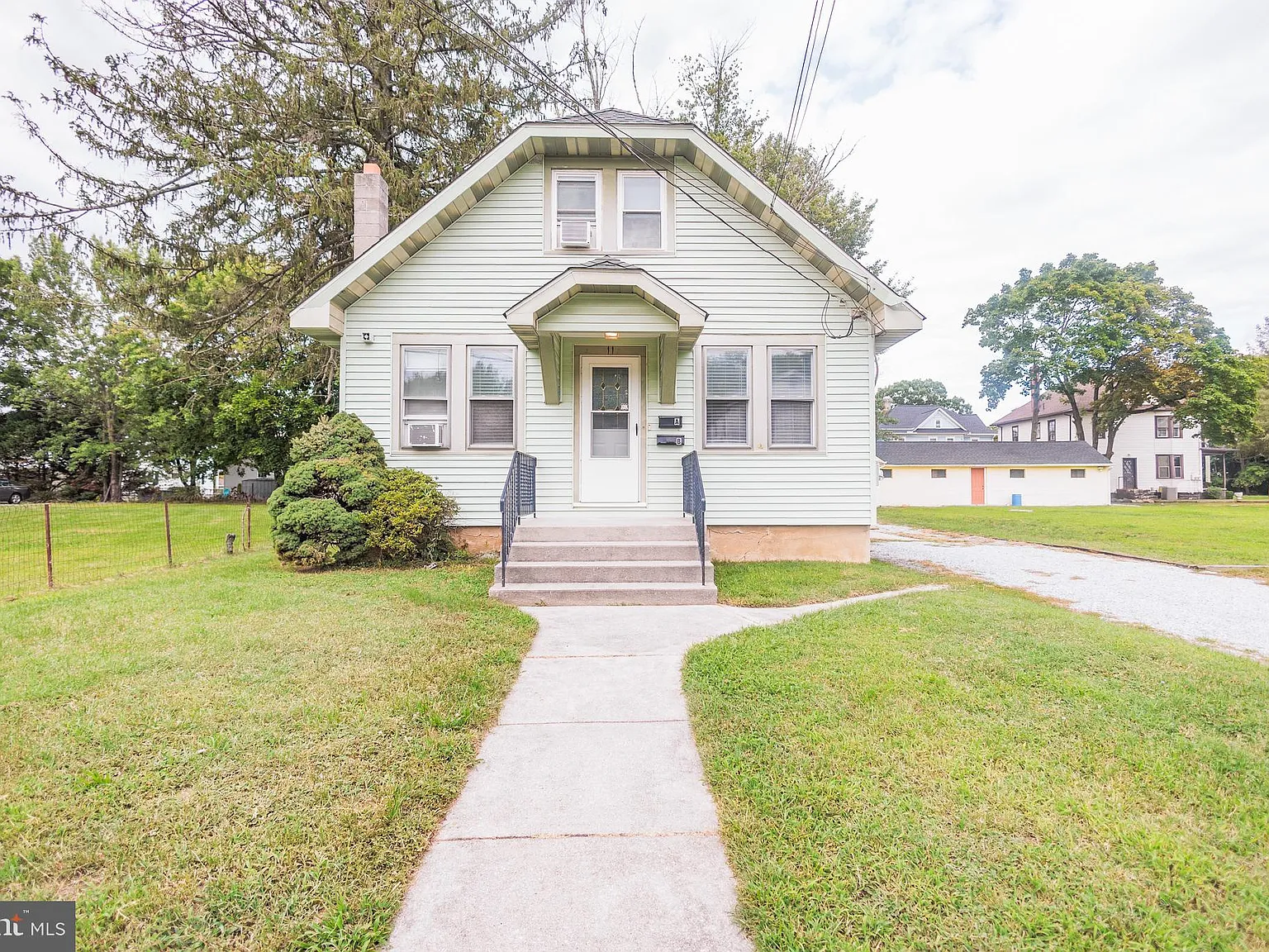 3 bed, 1548 sqft, $1,875 — Photo 1