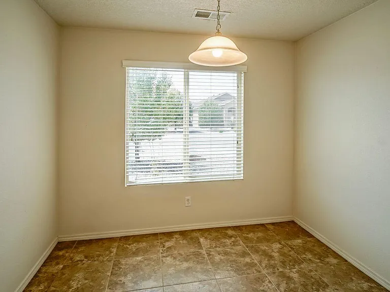 2045 N Ensenada Cir SE — Photo 7