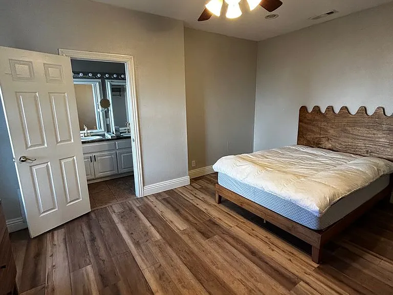 2643 N Westminster Dr — Photo 17