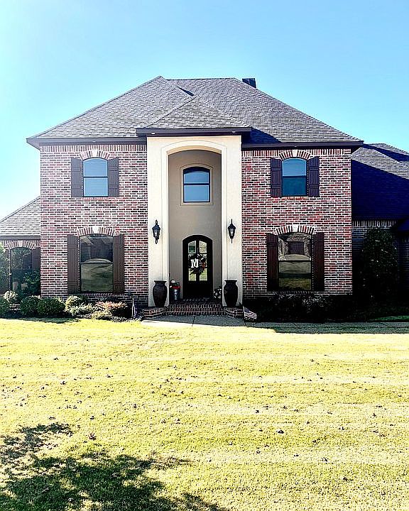 1st image of 175 Lori Dr