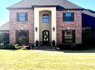 175 Lori Dr, Stonewall, LA 71078