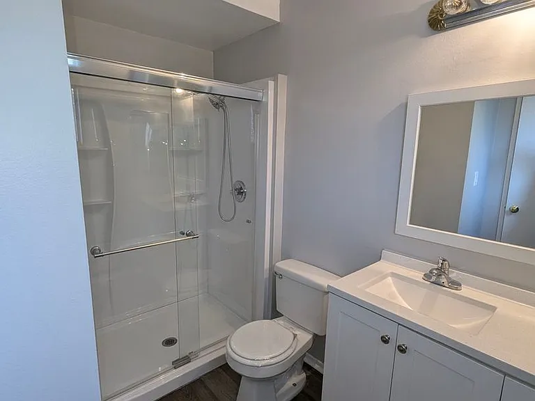 17031 Pinehurst Ln — Photo 15