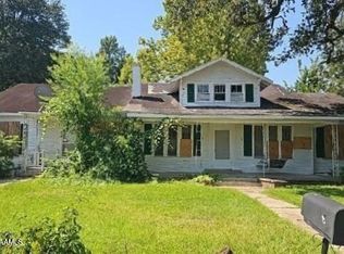 120 W Magnolia St, Ville Platte, LA 70586