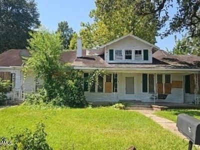 120 W Magnolia St, Ville Platte, LA, 70586