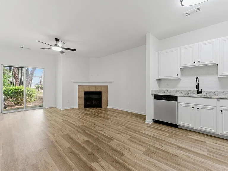 585 McWilliams Rd #1406 — Photo 4