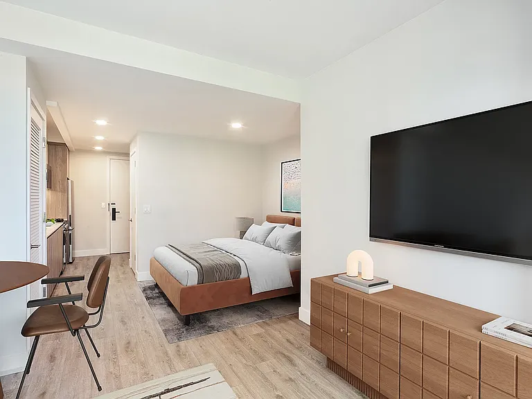 54 Crown St #210 — Photo 3